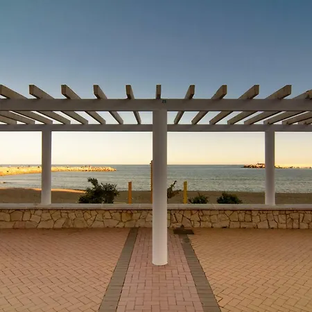 아파트 River Playa Beachfront Apartment, Large Terrace