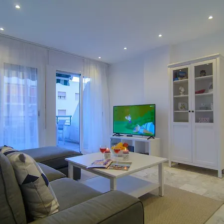 River Playa Beachfront Apartment, Large Terrace *