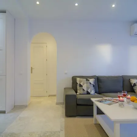 River Playa Beachfront Apartment, Large Terrace